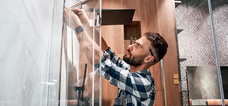 Replace Shower Doors with Frameless West Melbourne